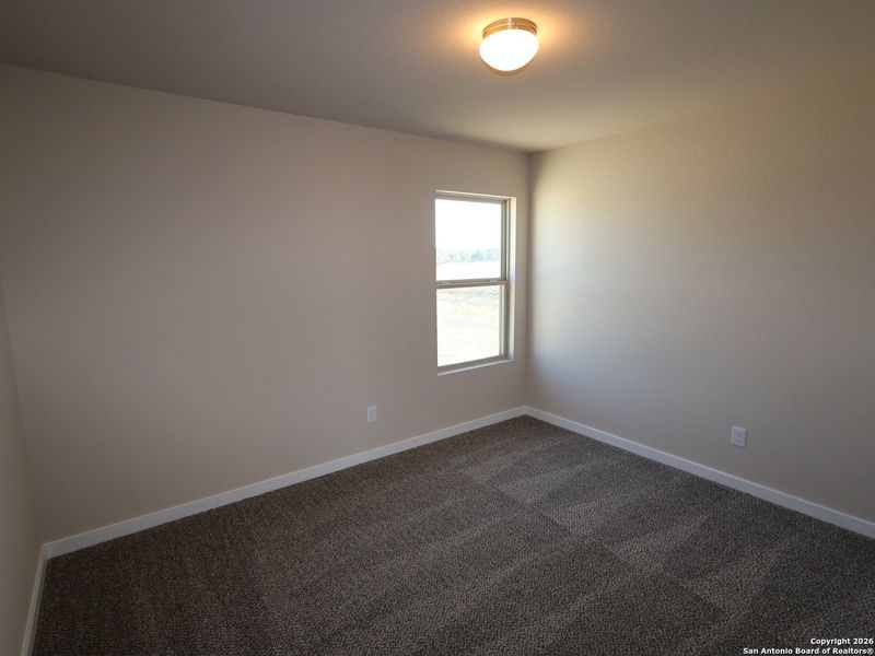 Spacious, unfurnished interior of a new home in Winding Brook, San Antonio (Image 20).