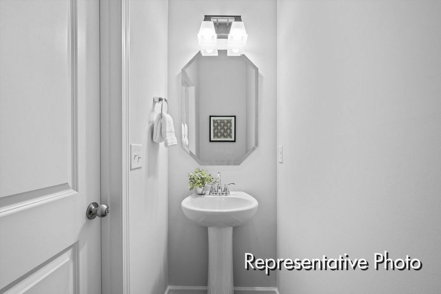 Furnished interior view inside a new home in Reedy Fork Middleton, Greensboro (Image 10).