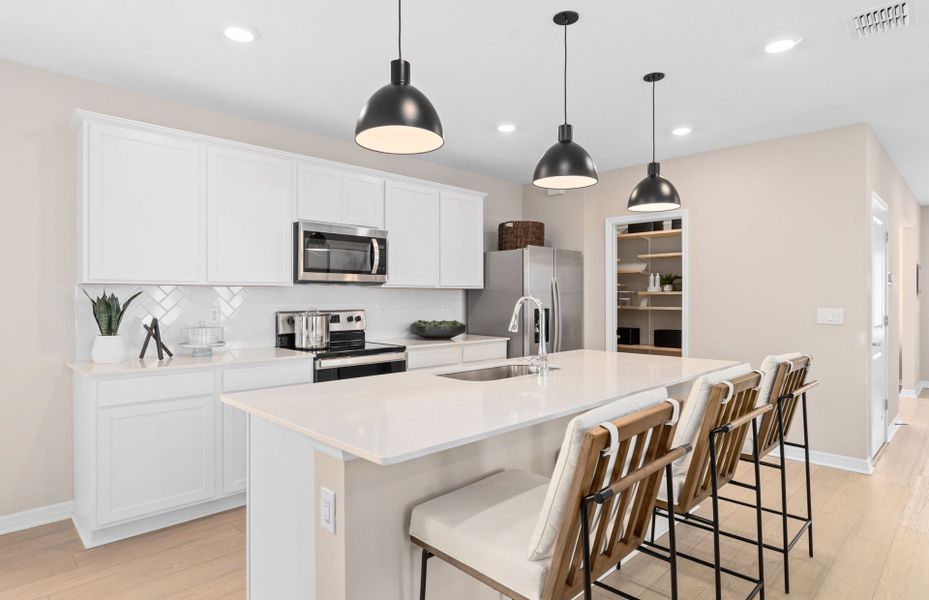 Representative furnished interior of a home built from the Dylan II by Pulte Homes in SeaFlower, Bradenton (Image 15).