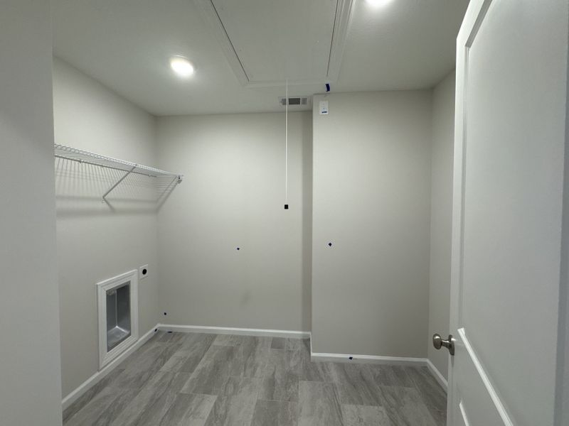 Spacious, unfurnished interior of a new home in Forrest Bluff, North Augusta (Image 27).