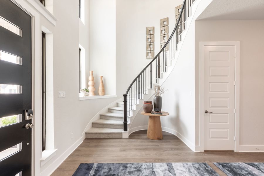 Image 65 representing the Goldeneye by Tri Pointe Homes in Tompkins Reserve, Katy, TX.