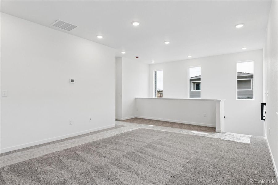 Spacious, unfurnished interior of a new home in The Summit at Meridian, Englewood (Image 21).