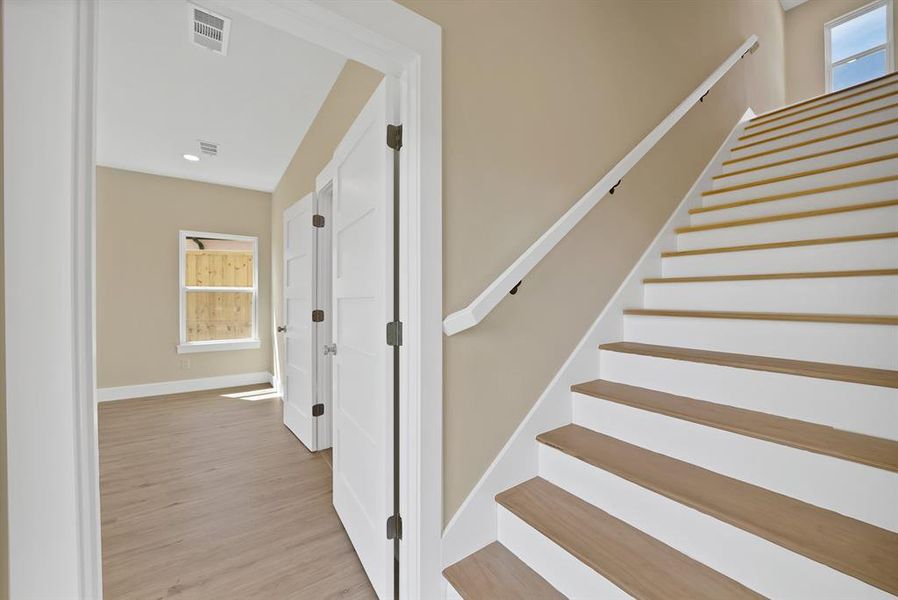 Spacious, unfurnished interior of a new home in , The Colony (Image 30).