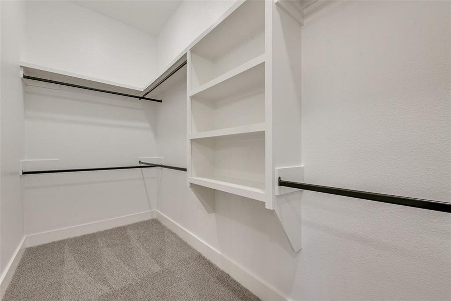 Spacious, unfurnished interior of a new home in , Van Alstyne (Image 27).