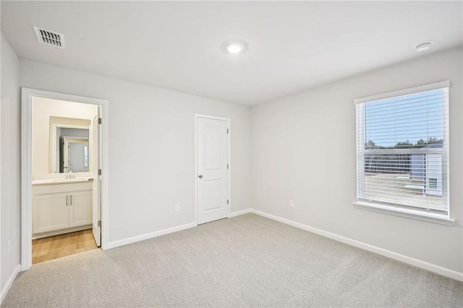 Spacious, unfurnished interior of a new home in Parkside at Grayson, Grayson (Image 42).