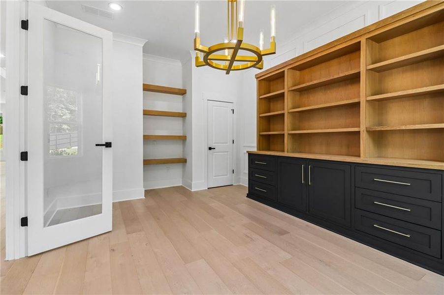 Furnished interior view inside a new home in , Grayson (Image 17).