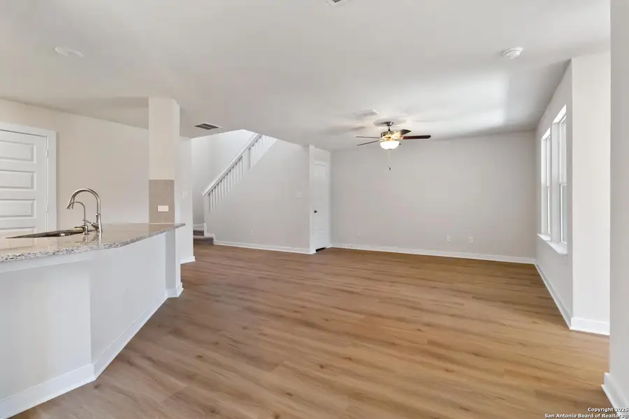 Image 24 of a home in Willow Point. Image 24 of a home in Willow Point.