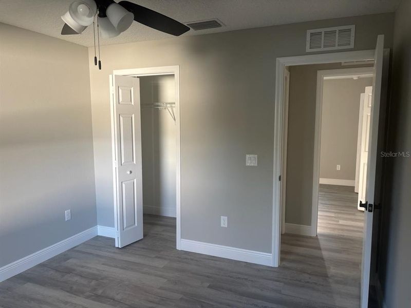 Spacious, unfurnished interior of a new home in , Dunnellon (Image 18).