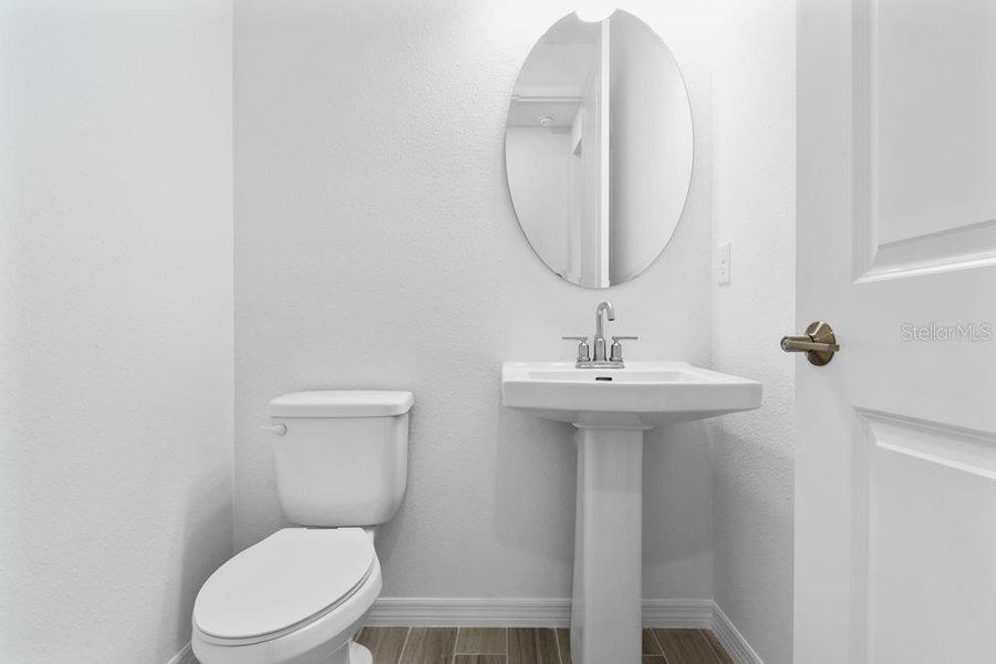 Furnished interior view inside a new home in Ardisia Park, New Smyrna Beach (Image 6).