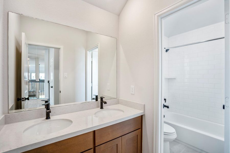 Image 44 of a home in Jordan Ranch 70' Lots. Image 44 of a home in Jordan Ranch 70' Lots.