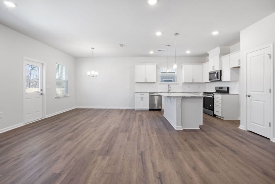 Spacious, unfurnished interior of a new home in Exchange at 401, Raleigh (Image 14).
