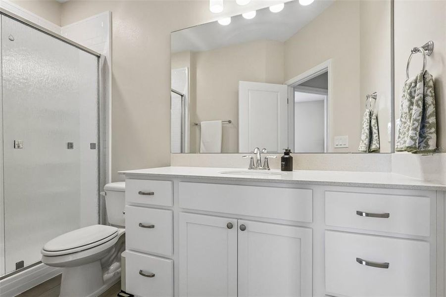 Furnished interior view inside a new home in , Winter Garden (Image 32).