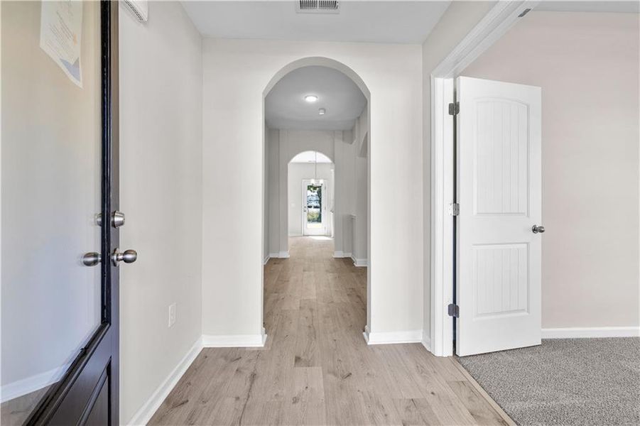 Spacious, unfurnished interior of a new home in , Villa Rica (Image 32).