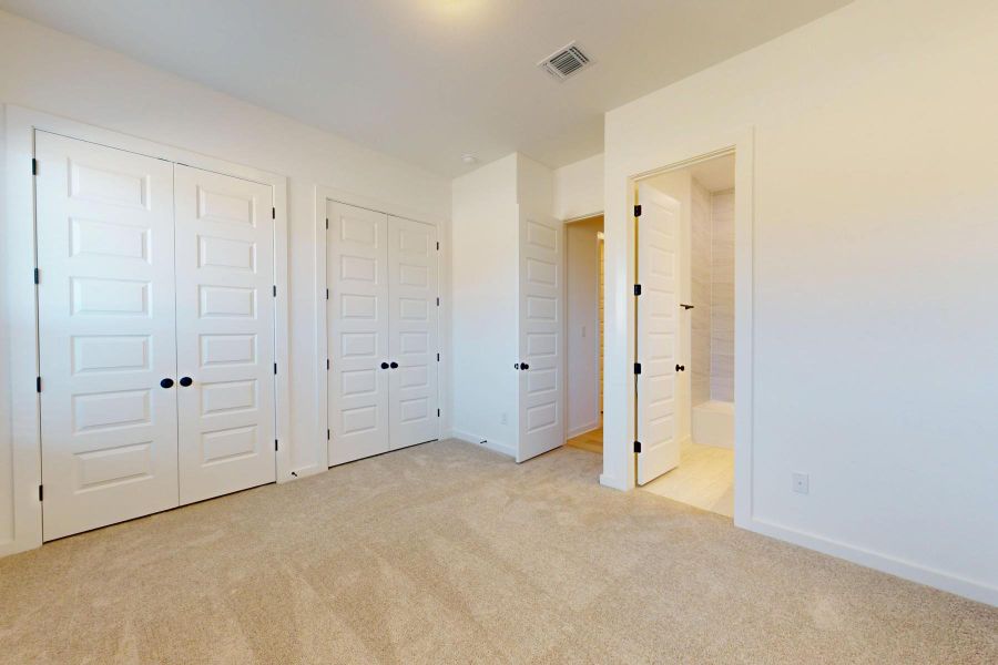 Spacious, unfurnished interior of a new home in Heritage, Dripping Springs (Image 30). Spacious, unfurnished interior of a new home in Heritage, Dripping Springs (Image 30).