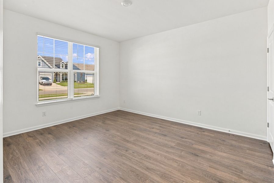Spacious, unfurnished interior of a new home in The Groves of Berkeley, Moncks Corner (Image 23).