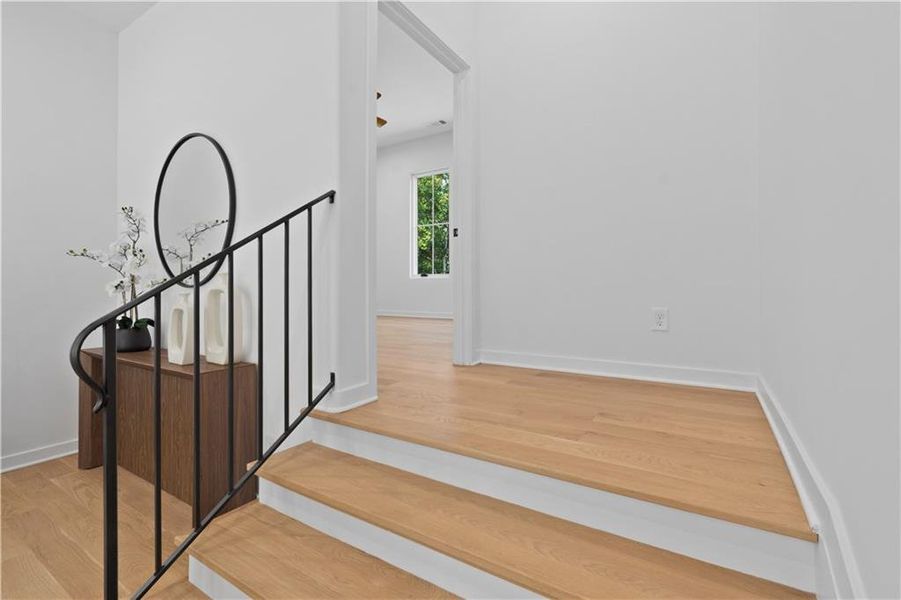 Spacious, unfurnished interior of a new home in , Alpharetta (Image 84).