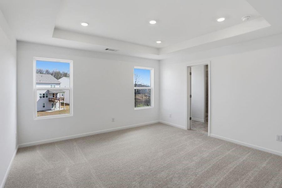 Spacious, unfurnished interior of a new home in Falls Creek, Flowery Branch (Image 16).