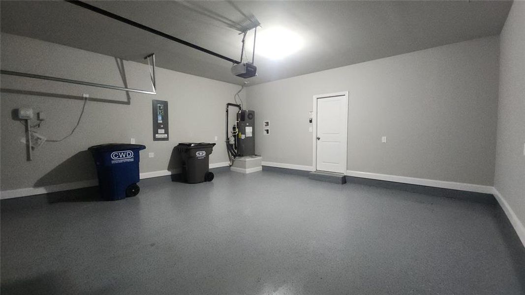 Spacious, unfurnished interior of a new home in Bryant Farms, Melissa (Image 27).