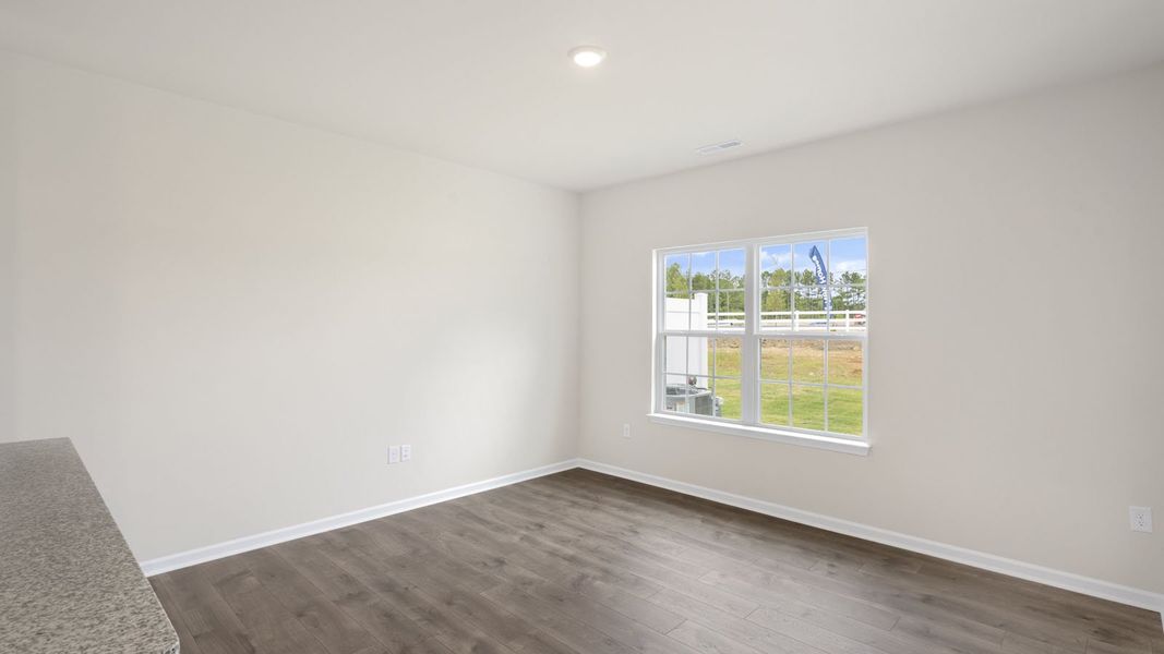 Spacious, unfurnished interior of a new home in Clock Road Townhomes, New Bern (Image 17).