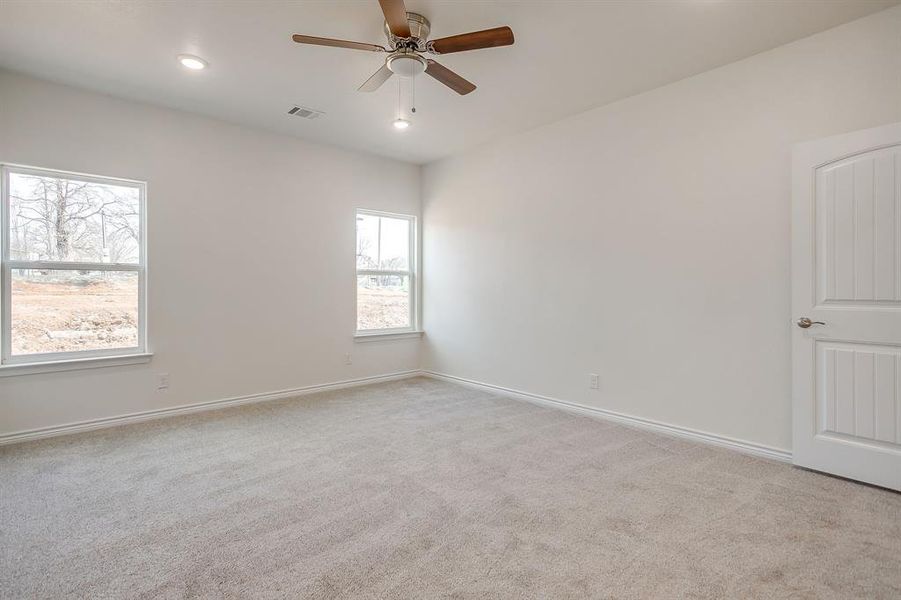 Spacious, unfurnished interior of a new home in , Covington (Image 22).