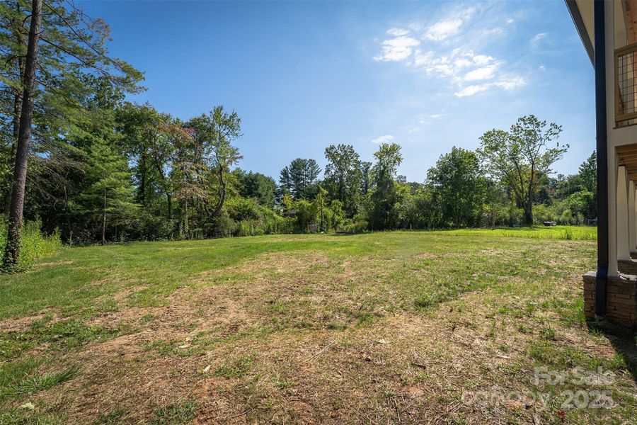 Image 43 of a home in .