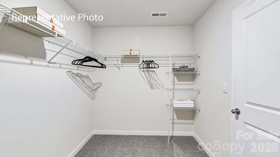 Spacious, unfurnished interior of a new home in Brandon Creek, Gastonia (Image 18).
