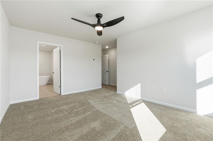 Spacious, unfurnished interior of a new home in Carolina, Palmetto (Image 20).