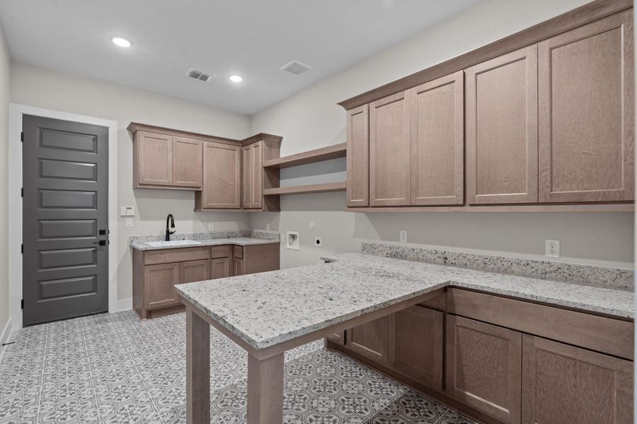 Furnished interior view inside a new home in Sienna Lakes, San Antonio (Image 17).