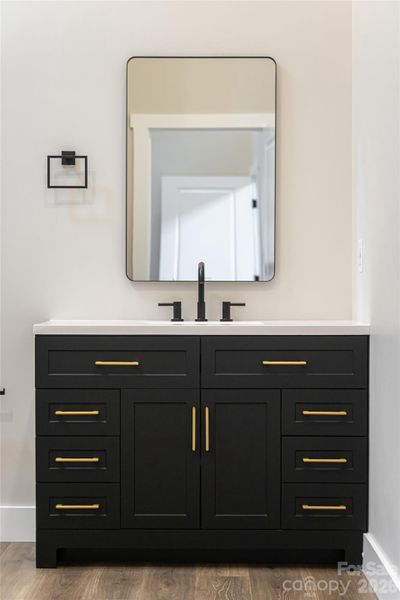 Left Wing-Modern Vanity