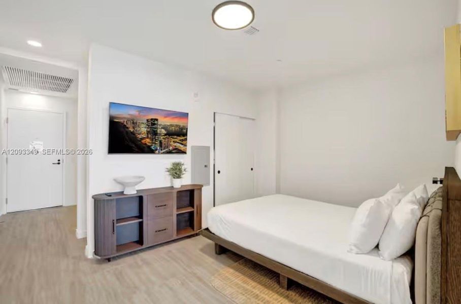 Furnished interior view inside a new home in , Miami Beach (Image 16).