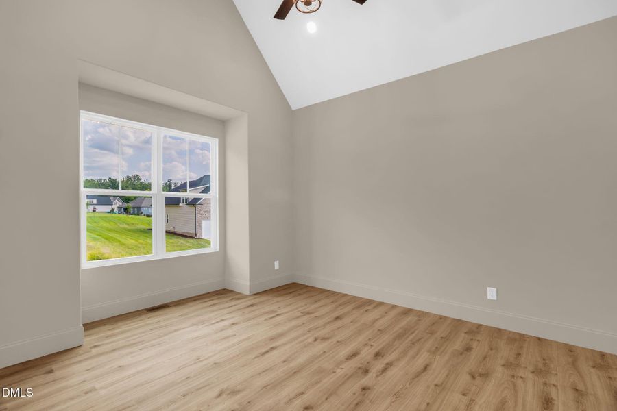 23-web-or-mls-8810 Rudy Dr-22