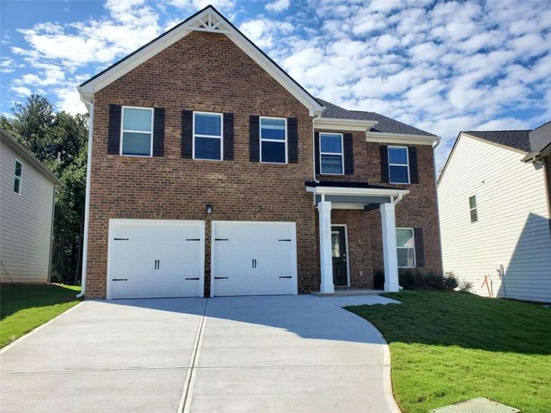 Image 15 of a home in Creekbend Overlook. Image 15 of a home in Creekbend Overlook.