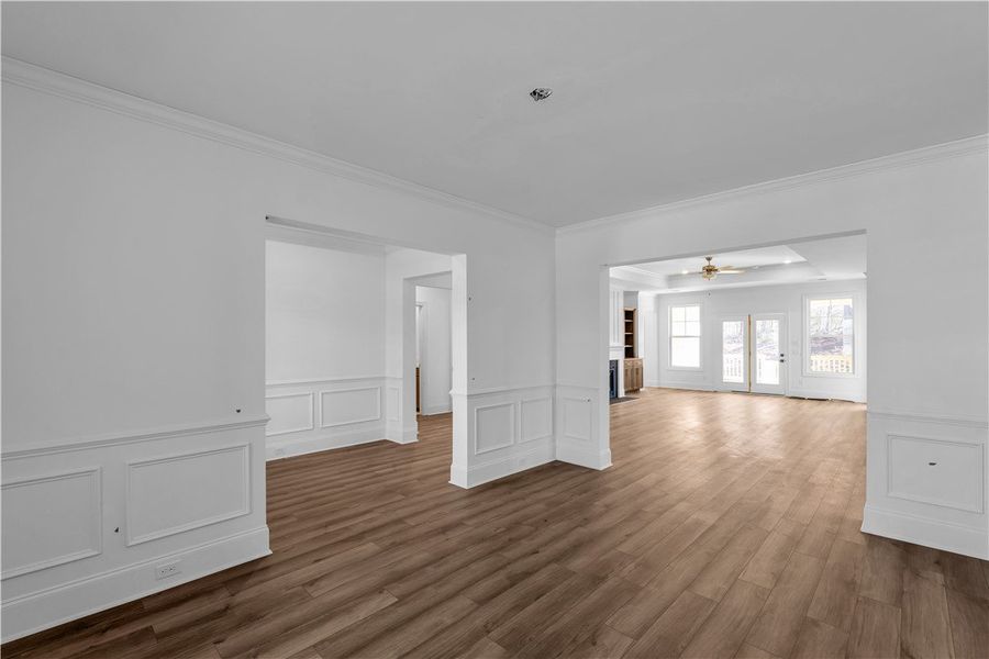 Spacious, unfurnished interior of a new home in Cross Creek Golf Club, Seneca (Image 10).