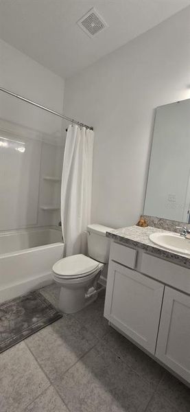 Furnished interior view inside a new home in , Lake Wales (Image 11). Furnished interior view inside a new home in , Lake Wales (Image 11).