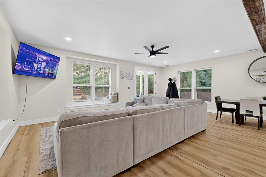 Furnished interior view inside a new home in , Mabank (Image 25).
