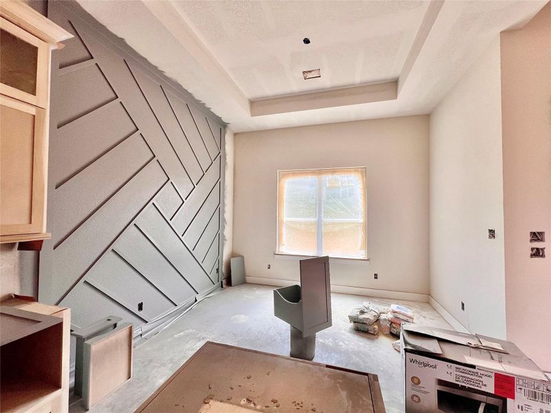 Formal dining/Breakfast Room