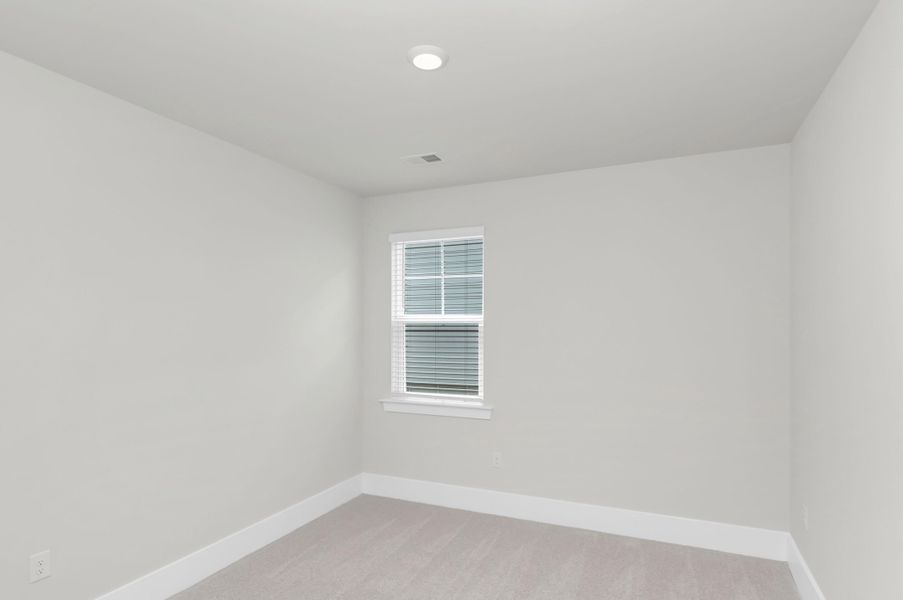 Spacious, unfurnished interior of a new home in The Cove at Mallard Crossing, Summerville (Image 13).