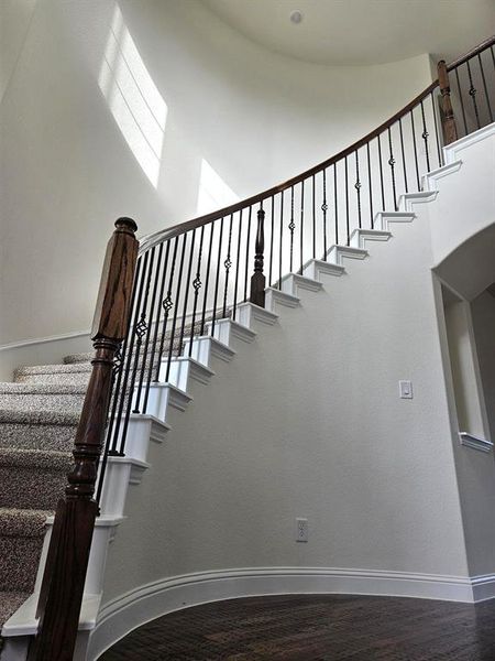 Spacious, unfurnished interior of a new home in Corner Stone Ranch, Howe (Image 33).