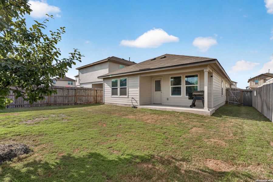 Exterior details and patio area of a home in Preserve at Medina, Von Ormy (Image 21).