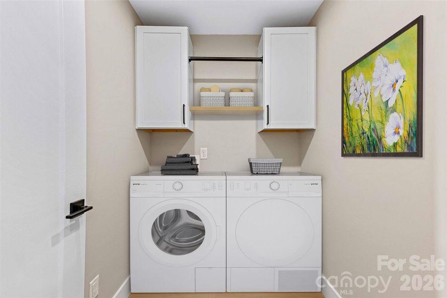 Furnished interior view inside a new home in , Alexander (Image 17).