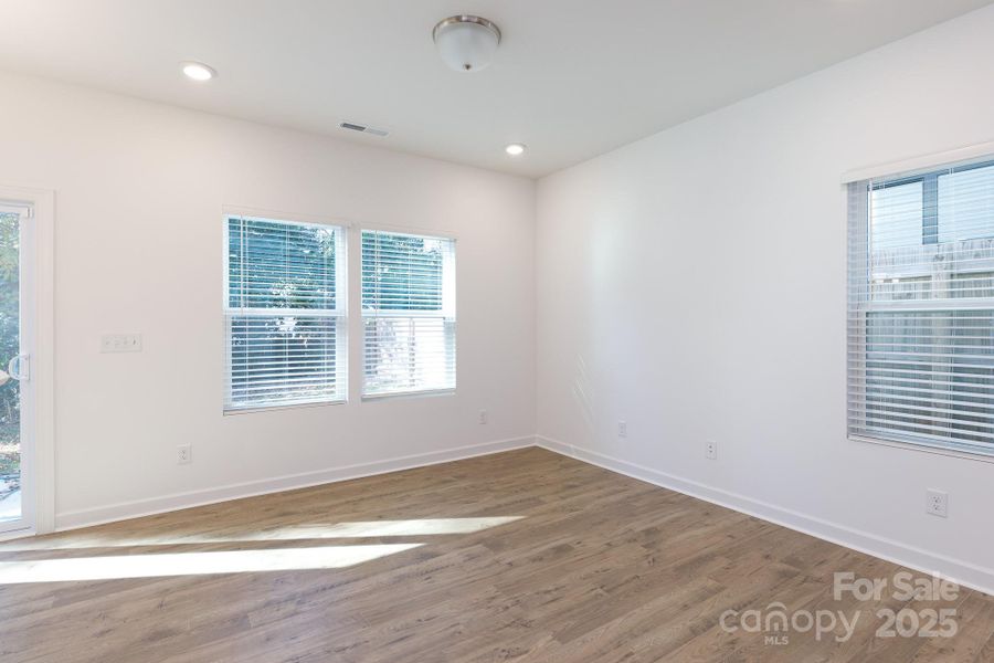 Spacious, unfurnished interior of a new home in , Charlotte (Image 15).