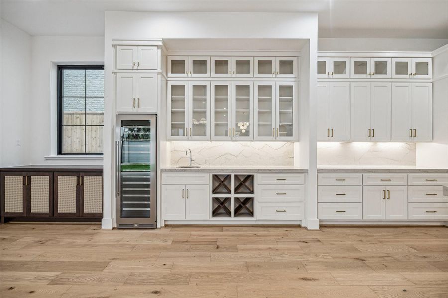Furnished interior view inside a new home in , Houston (Image 8).