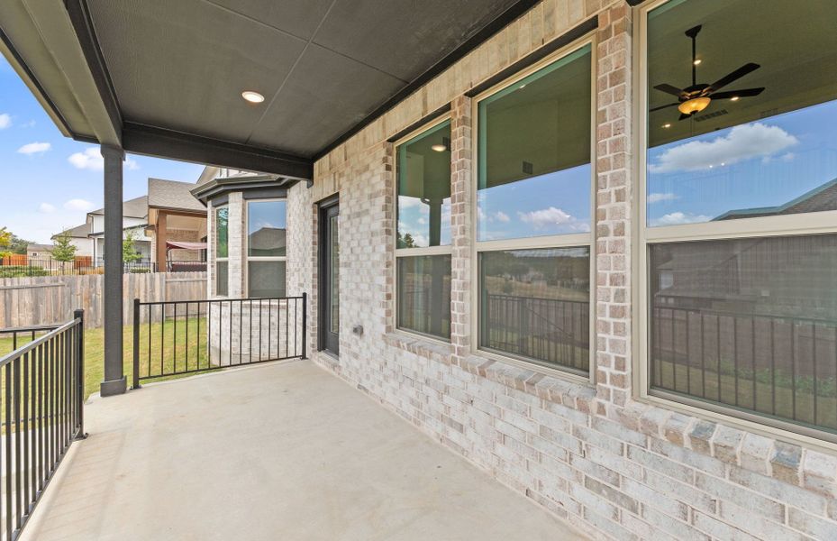 Exterior details and patio area of a home in Bluffview Reserve, Leander (Image 4).