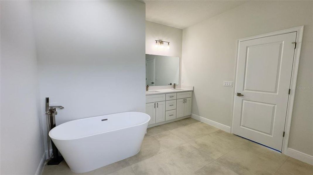 Furnished interior view inside a new home in , Ocala (Image 4). Furnished interior view inside a new home in , Ocala (Image 4).