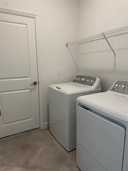 Close-up of interior finishes inside a home in Island Lakes at Coco Bay: Executive Homes, Englewood (Image 8). Close-up of interior finishes inside a home in Island Lakes at Coco Bay: Executive Homes, Englewood (Image 8).