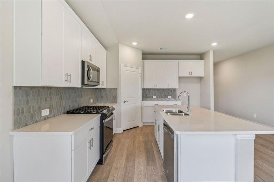 Photo is not of the actual home, but is an inspirational photo of builder’s model home and may depict options, furnishings, and/or decorator features that are not included.