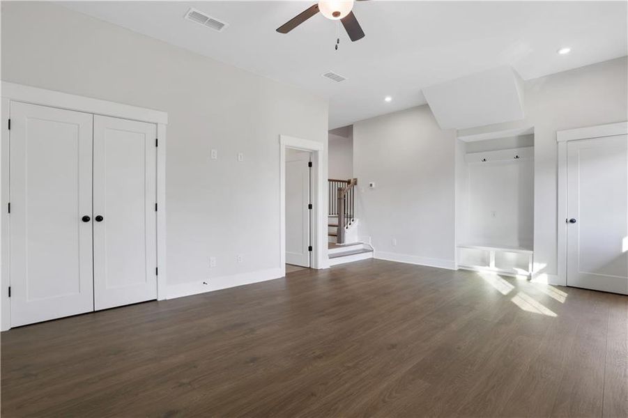 Spacious, unfurnished interior of a new home in , Roswell (Image 12).