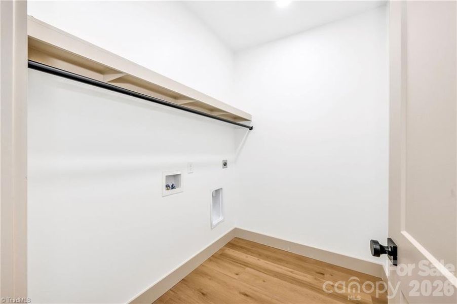 Spacious, unfurnished interior of a new home in , Hickory (Image 33).