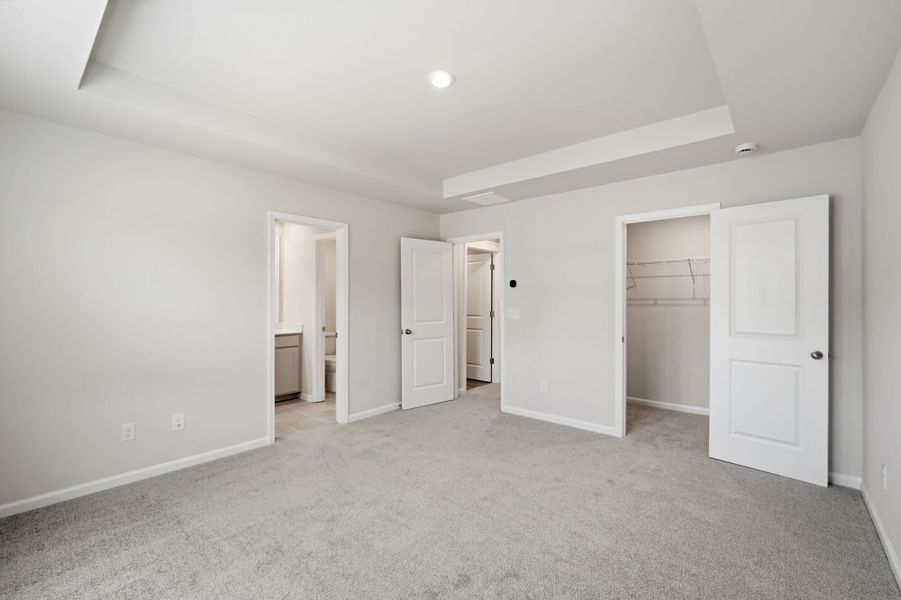 Spacious, unfurnished interior of a new home in Arbor Chase, Clover (Image 13). Spacious, unfurnished interior of a new home in Arbor Chase, Clover (Image 13).