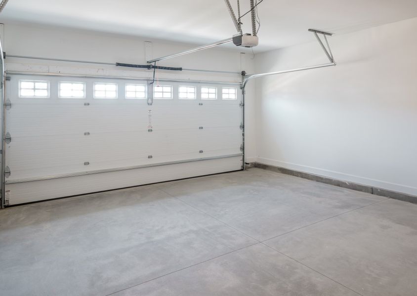 Representative unfurnished interior of a home built from the The Harrison by Cothran Homes in Holly Ridge, Greenville (Image 47). Representative unfurnished interior of a home built from the The Harrison by Cothran Homes in Holly Ridge, Greenville (Image 47).